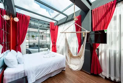 Language Exchange Hotel 3 – Foto 2